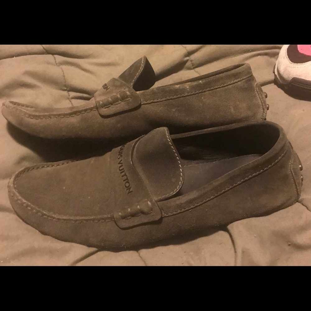 Men’s Louis Vuitton lightweight loafer shoes USED